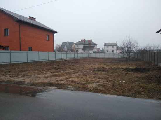 uborka-skoshennoj-travy-i-buryana-559